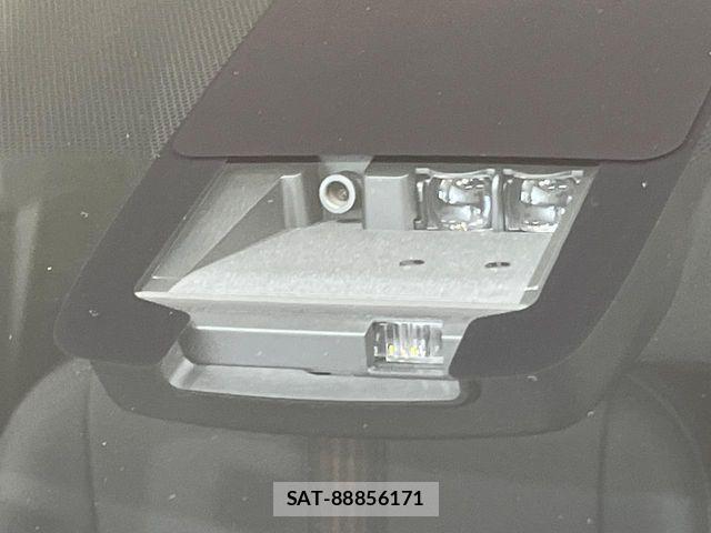 Toyota SIENTA 2021-08 7981009-5