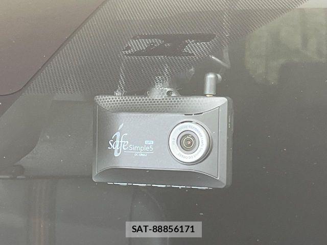 Toyota SIENTA 2021-08 7981009-6