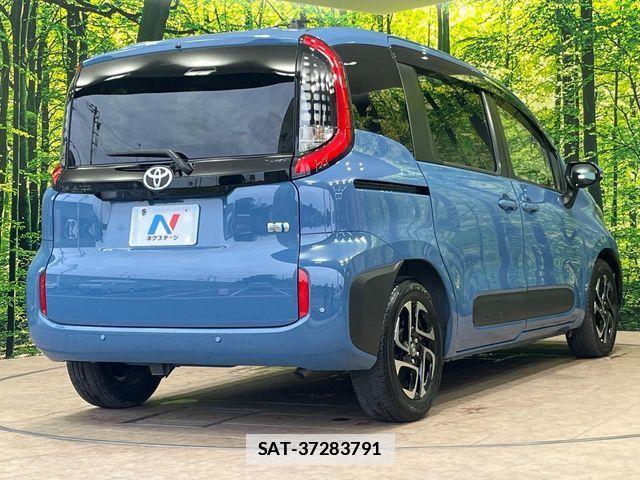 Toyota SIENTA 2023-04 7981004-14