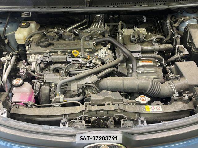 Toyota SIENTA 2023-04 7981004-17