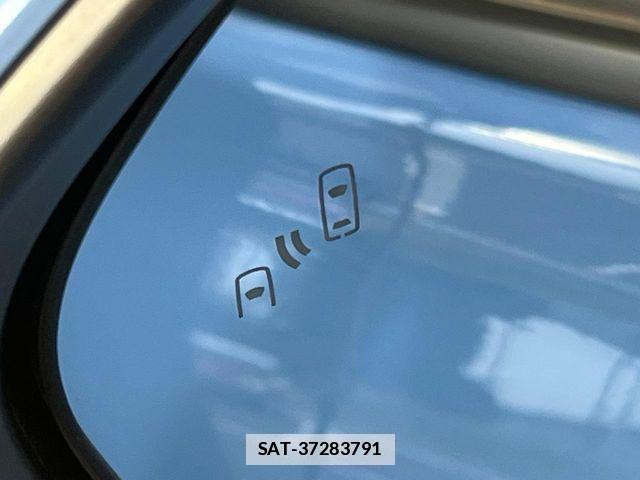 Toyota SIENTA 2023-04 7981004-6