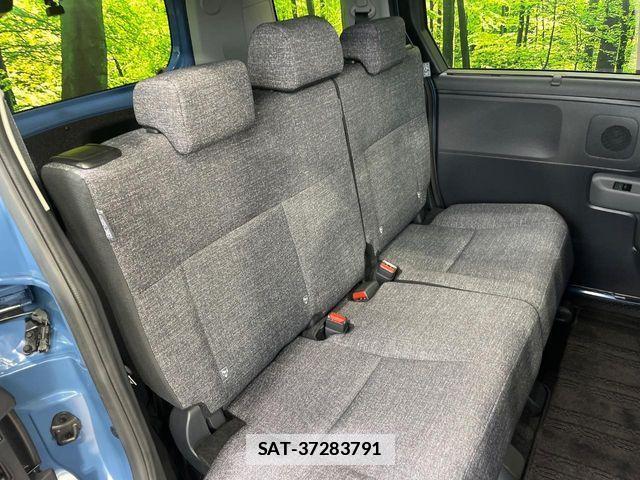 Toyota SIENTA 2023-04 7981004-8
