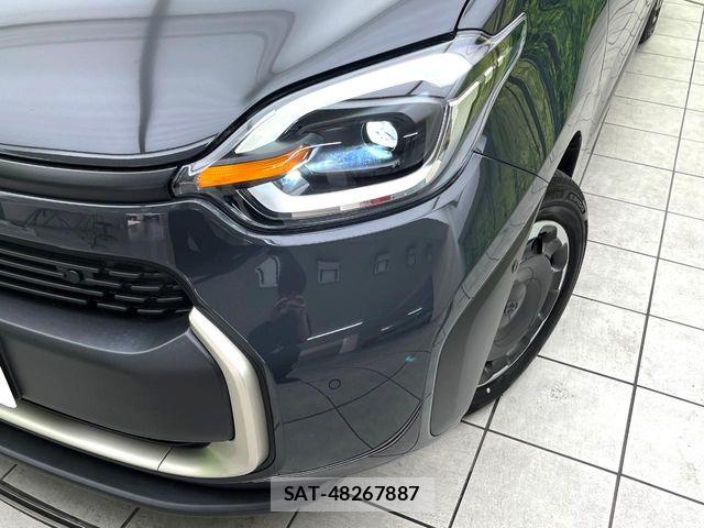 Toyota SIENTA 2023-07 8038275-11