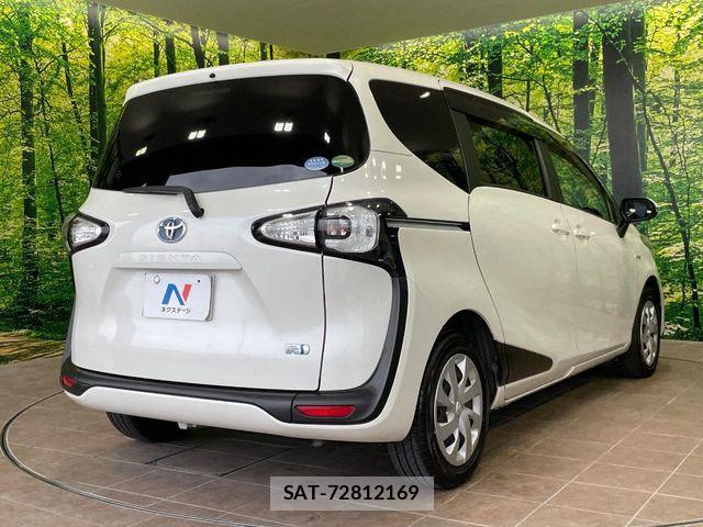 Toyota SIENTA 2015-08 8038283-17