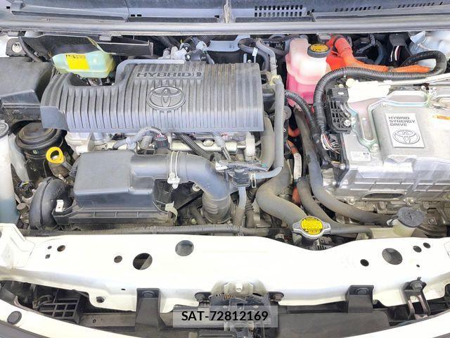 Toyota SIENTA 2015-08 8038283-18