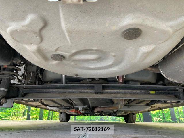 Toyota SIENTA 2015-08 8038283-19