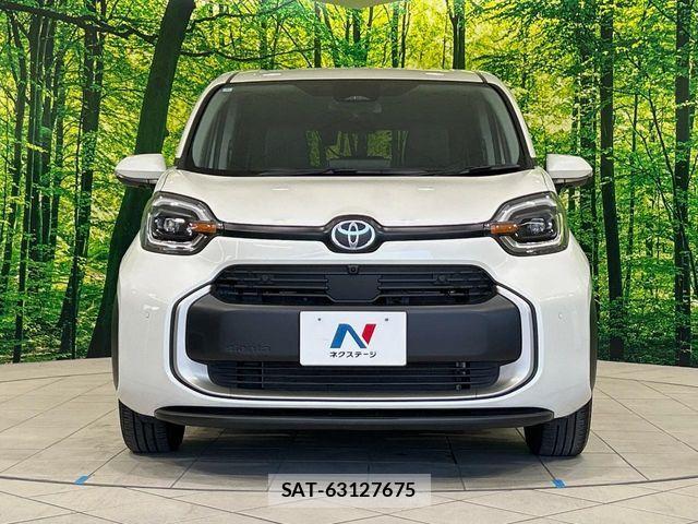 Toyota SIENTA 2024-04 8038260-14