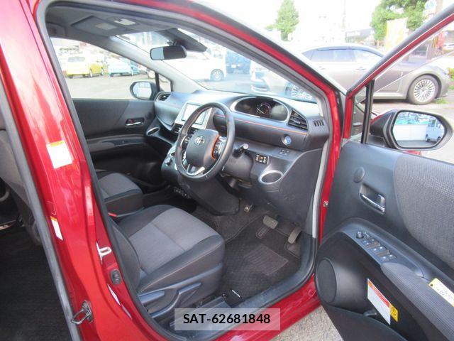 Toyota SIENTA 2019-07 8038281-4