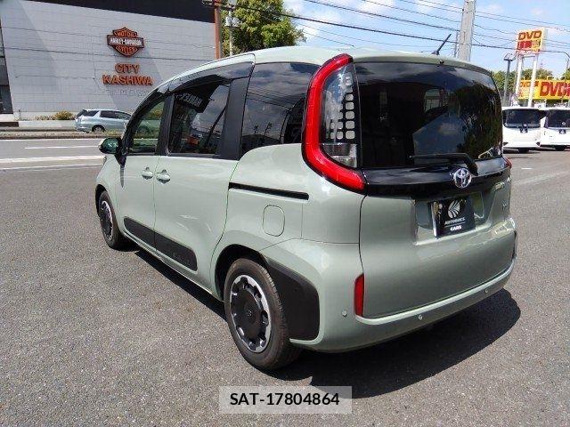 Toyota SIENTA 2024-01 8038272-17
