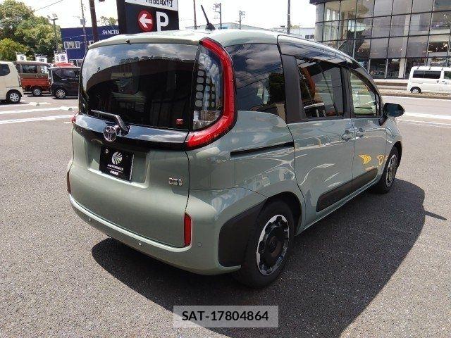 Toyota SIENTA 2024-01 8038272-18