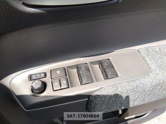 Toyota SIENTA 2024-01 8038272-27