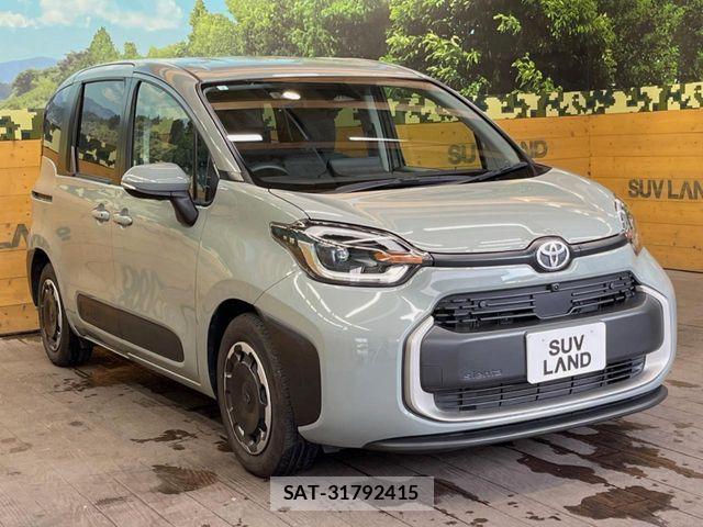 Toyota SIENTA 2023-09 8038271-15