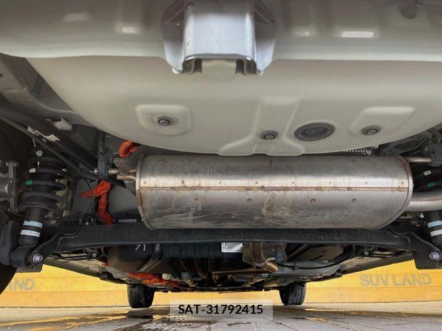 Toyota SIENTA 2023-09 8038271-18