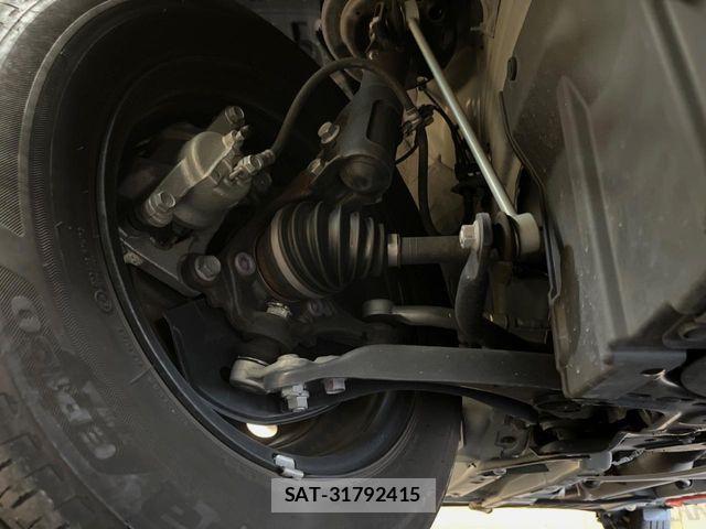 Toyota SIENTA 2023-09 8038271-19