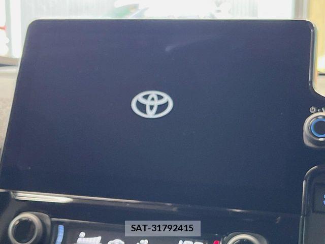 Toyota SIENTA 2023-09 8038271-2