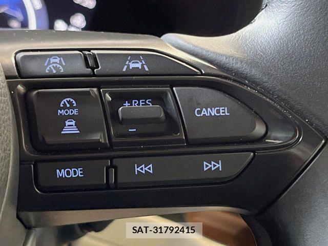Toyota SIENTA 2023-09 8038271-5