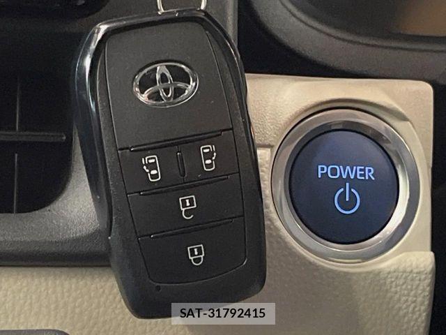 Toyota SIENTA 2023-09 8038271-6