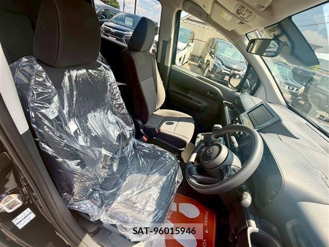 Toyota SIENTA 2026-07 8038273-16