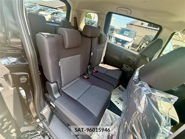 Toyota SIENTA 2026-07 8038273-18