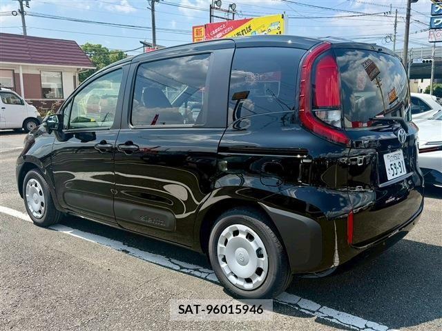 Toyota SIENTA 2026-07 8038273-26