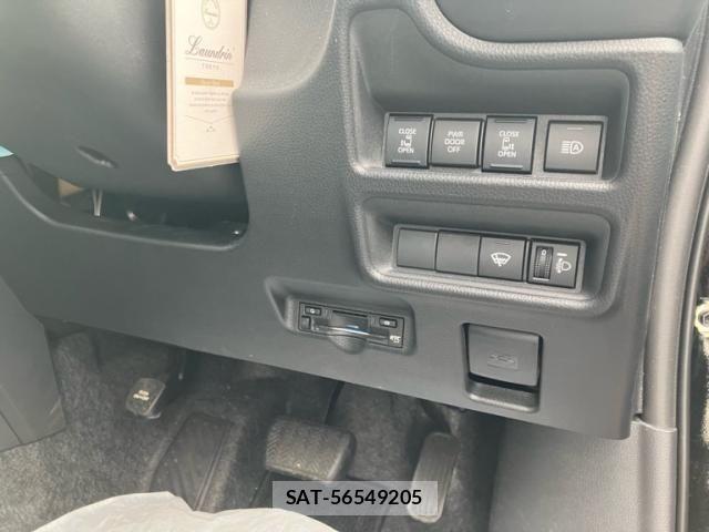 Toyota SIENTA 2023-12 8038277-18