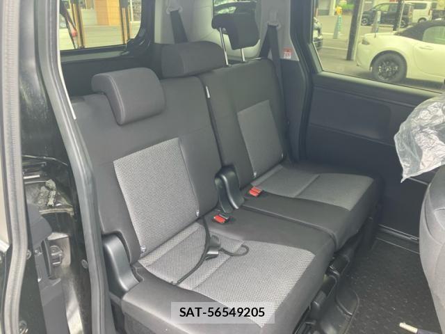Toyota SIENTA 2023-12 8038277-22