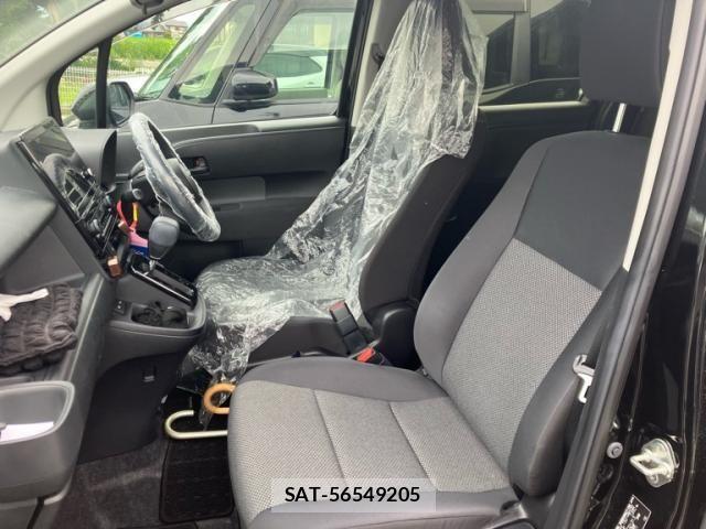 Toyota SIENTA 2023-12 8038277-23