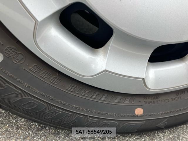 Toyota SIENTA 2023-12 8038277-25
