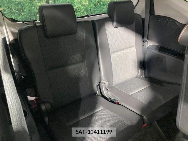 Toyota SIENTA 2018-03 8038280-9