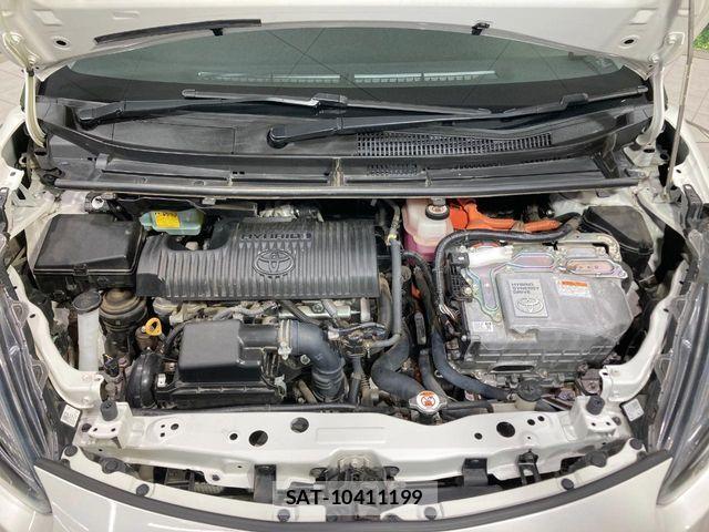 Toyota SIENTA 2018-03 8038280-19