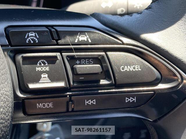 Toyota SIENTA 2024-06 8038266-12