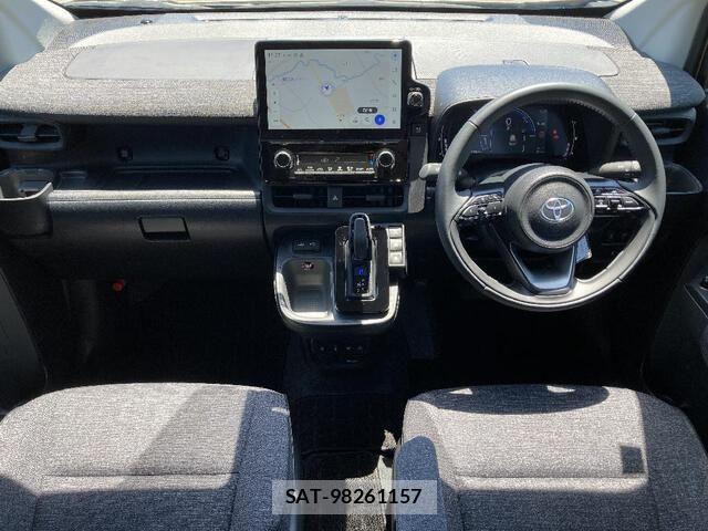Toyota SIENTA 2024-06 8038266-5