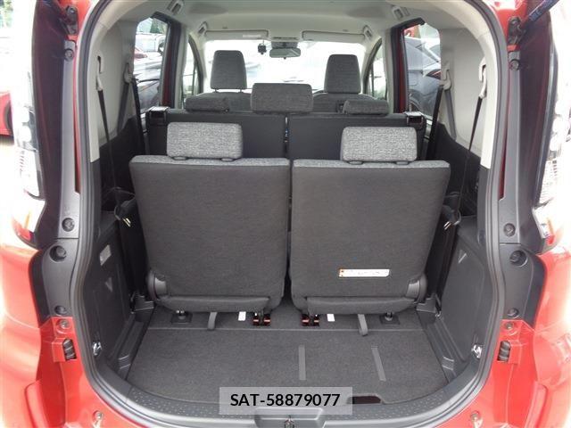Toyota SIENTA 2022-10 8038276-13