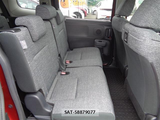 Toyota SIENTA 2022-10 8038276-15