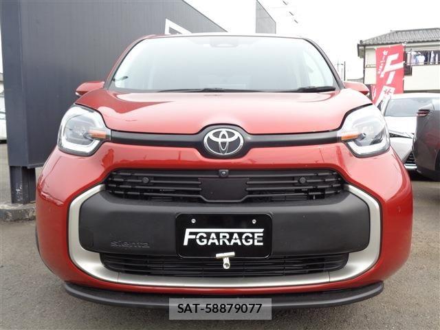 Toyota SIENTA 2022-10 8038276-1