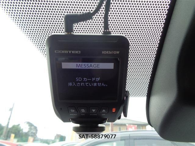 Toyota SIENTA 2022-10 8038276-19