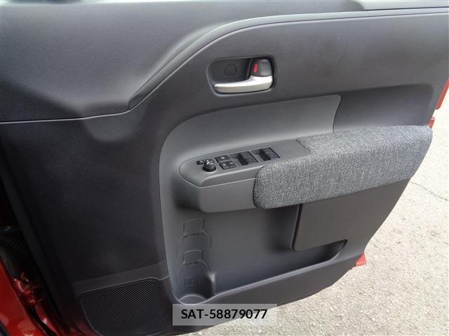 Toyota SIENTA 2022-10 8038276-29