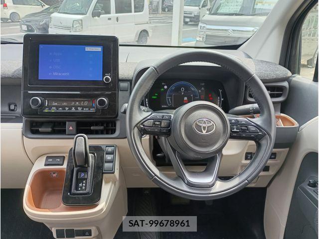 Toyota SIENTA 2022-10 8038279-16