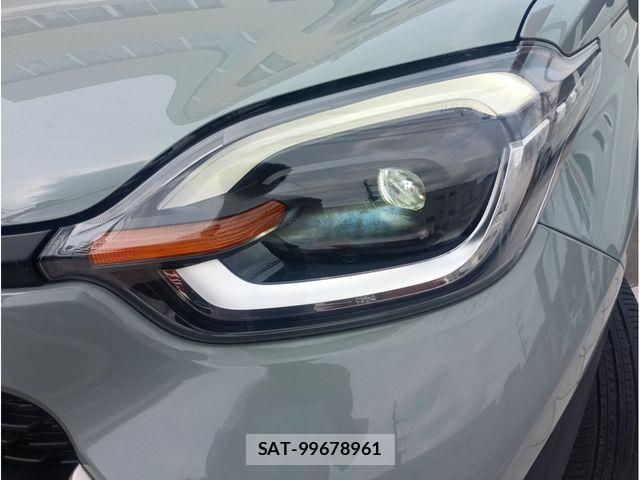Toyota SIENTA 2022-10 8038279-3