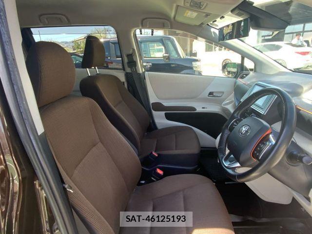 Toyota SIENTA 2017-07 8038284-13