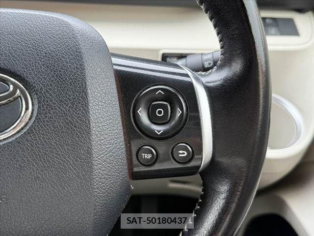 Toyota SIENTA 2016-09 8038285-24