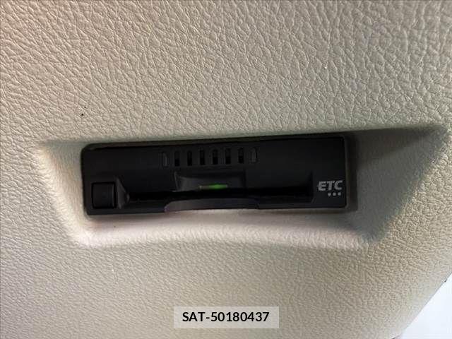 Toyota SIENTA 2016-09 8038285-6