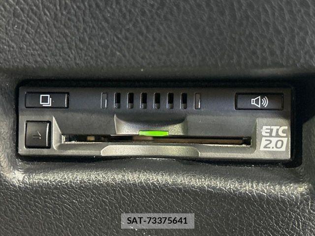 Toyota SIENTA 2020-10 8038278-6