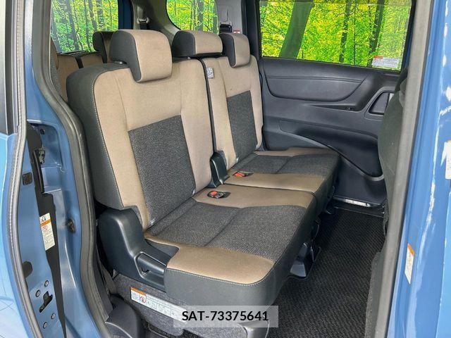 Toyota SIENTA 2020-10 8038278-8