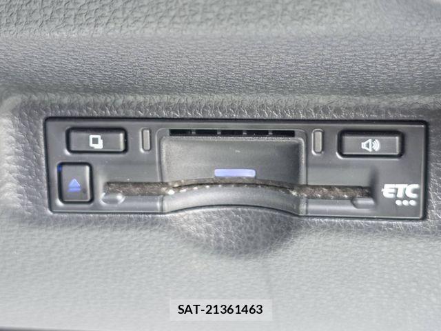 Toyota SIENTA 2023-05 8038274-26
