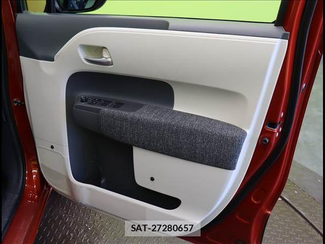 Toyota SIENTA 2024-12 8038267-25