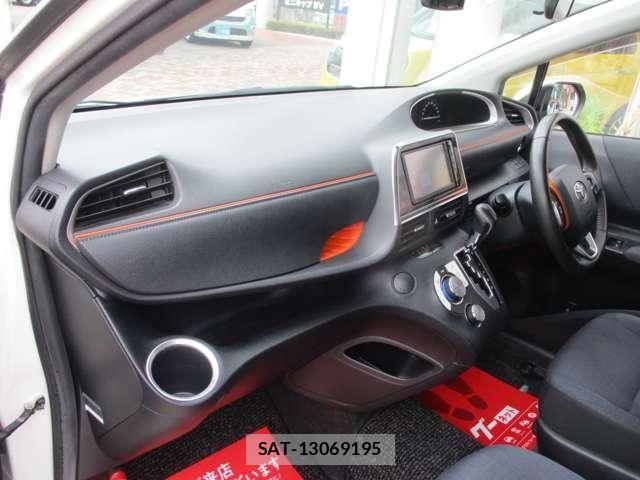 Toyota SIENTA 2015-12 8038288-28