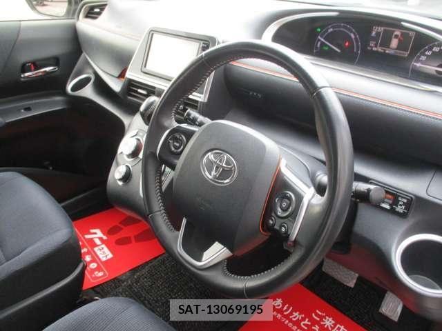 Toyota SIENTA 2015-12 8038288-7