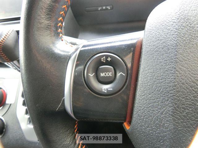 Toyota SIENTA 2017-11 8038282-11