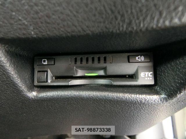 Toyota SIENTA 2017-11 8038282-18